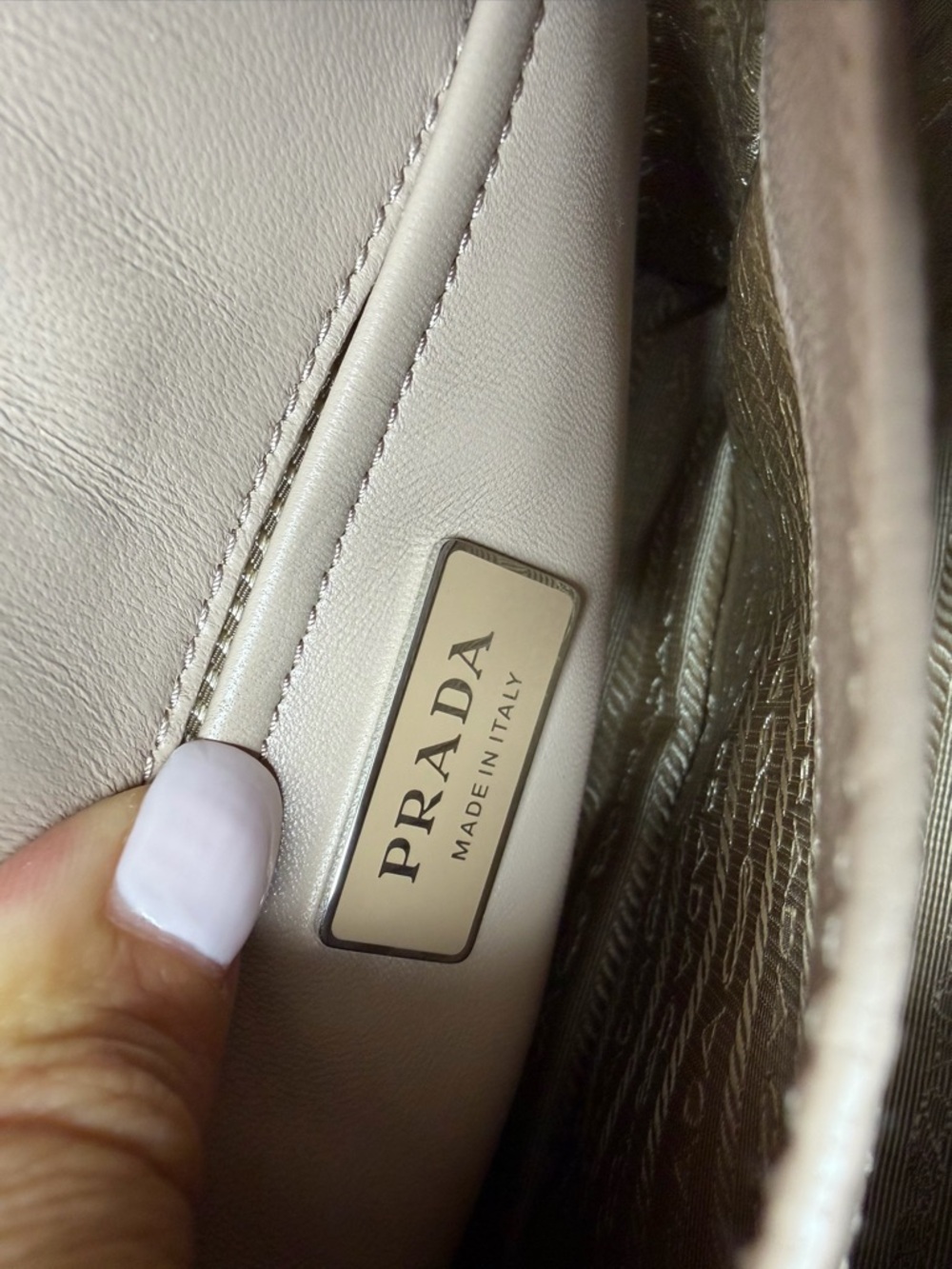 PRADA Nappa Stitched Small Spectrum Bag Cipria - Picture 10 of 11